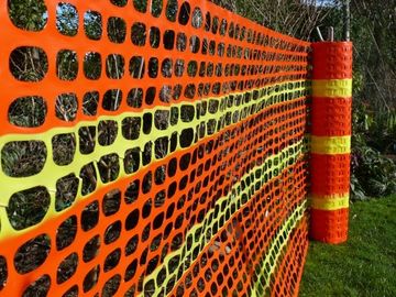 Crowd Control Orange Plastic Construction Netting For Sport Event 60g/m2 - 200g/m2