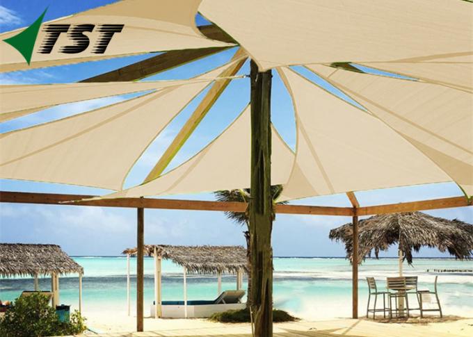 Polyester Fabric Shade Structures Triangle Shade Sail UV Top ISO 9001 Listed